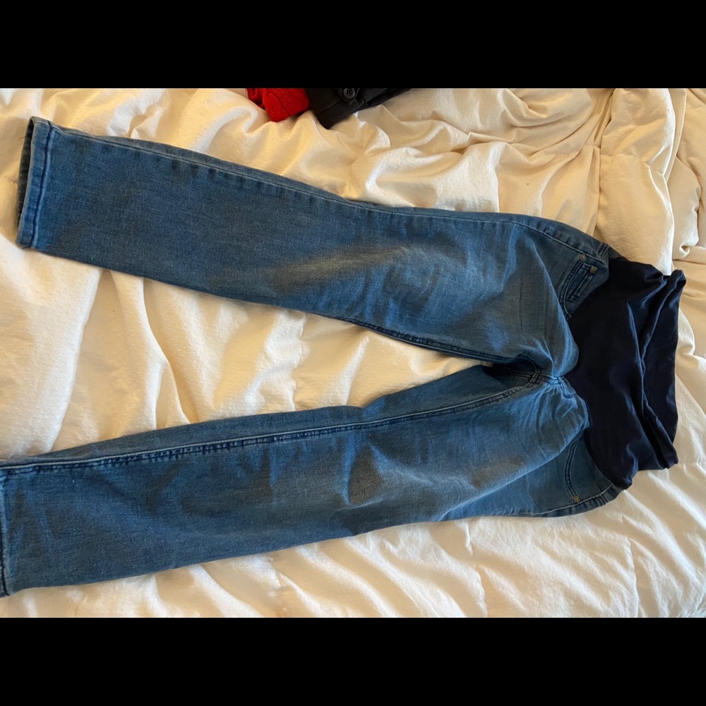 Maternity jeans, petite, size small Indigo blue